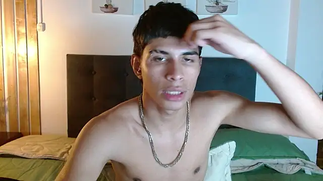 Show modela marco_monstercock na web-kameri