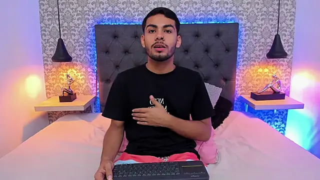 Show de Peter_Kink na webcam