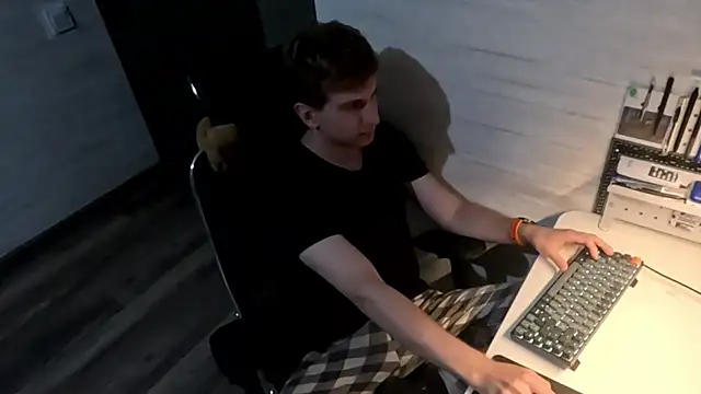 Einar_Nut webkamerás műsora