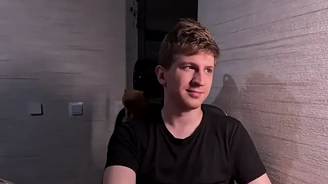 Einar_Nut webkamerás műsora