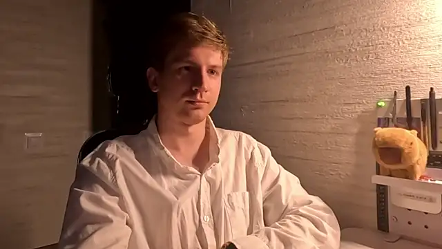 Show modela Einar_Nut na web-kameri