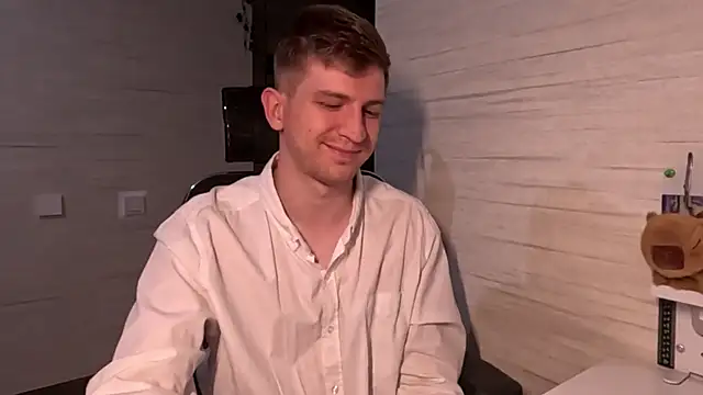 Pokazy przed kamerką – Einar_Nut