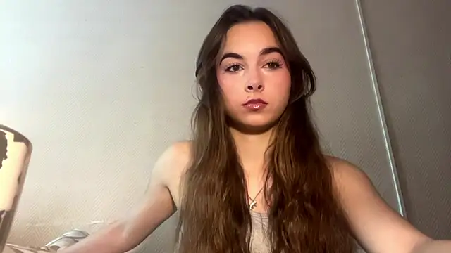 matadoraa Adlı Modelin Canlı XXX Sohbeti
