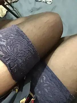 CrossdressQueen Webcam Show