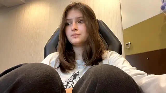 MnemonicSimplism's Live XXX Chat
