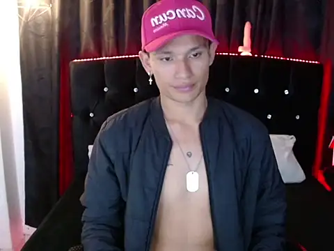 Show modela damian_dimon na web-kameri