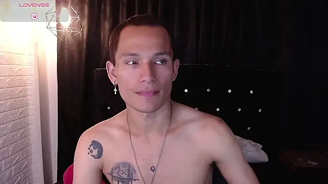 damian_dimonn Webbikameraesitys