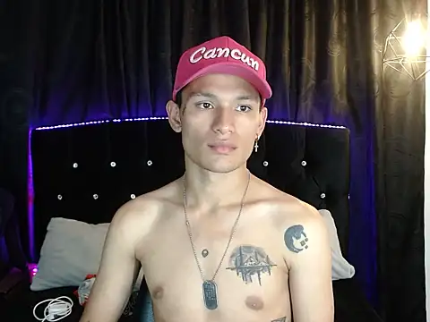 Show modela damian_dimon na web-kameri