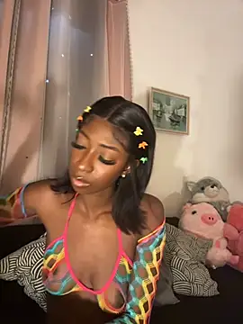 Nina_Velveta – webcam-show