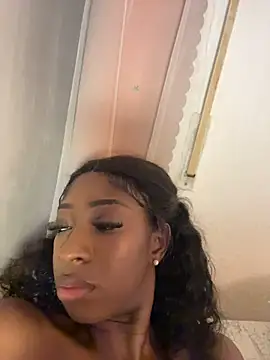 Nina_Velveta Adlı Modelin Web Kamerası Şovu