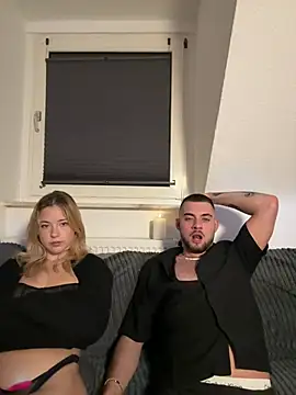 MasonxHer Pertunjukan Webcam