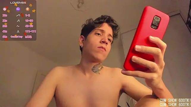 Michael_v77 Pertunjukan Webcam