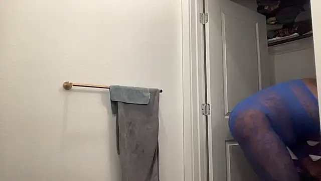 Sissyblkgoddess__: вебкам-шоу
