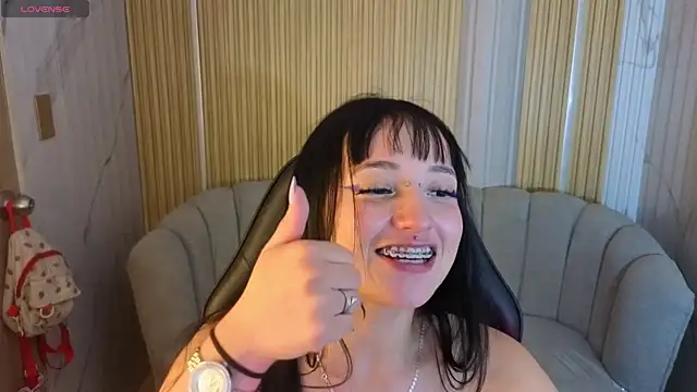 Živý XXX chat eivy_lilith_cn