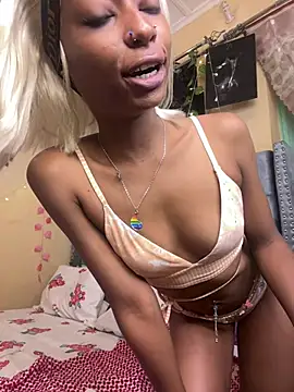 Chat +18 de YourWetDream02 ao vivo