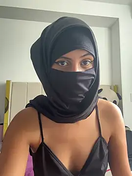 leylak_assaf Show in webcam