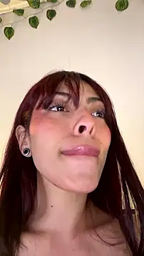 CharlotteBeaulmont's Live XXX Chat
