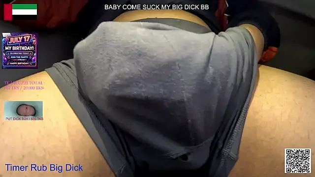 Webkamerová show eatdickass