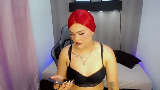 Webkamerová show CURVY_HOTGIRL_