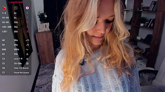 AleneHayek's Live XXX Chat