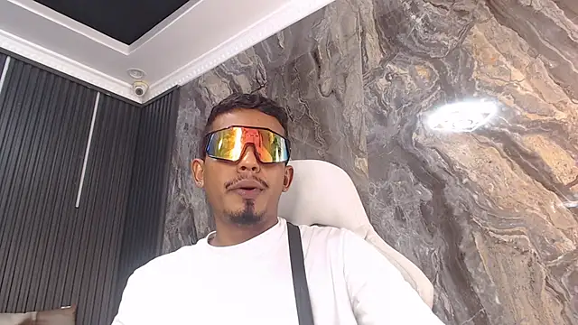 عرض كام arthur_s69