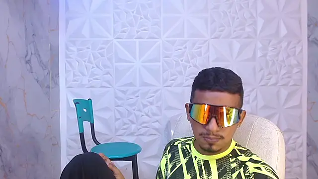 arthur_s69 网络视讯表演
