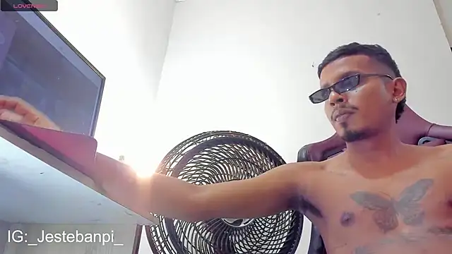 Show modela arthur_s69 na web-kameri