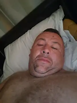 Pokazy przed kamerką – Larry_45