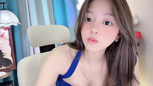 Xiaoxue689 网络视讯表演