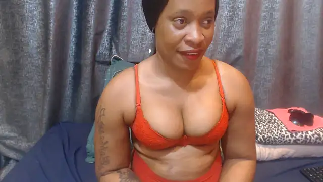 Chat XXX ao vivo de VelvetBooty