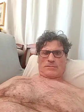 عرض كام Enusitanio