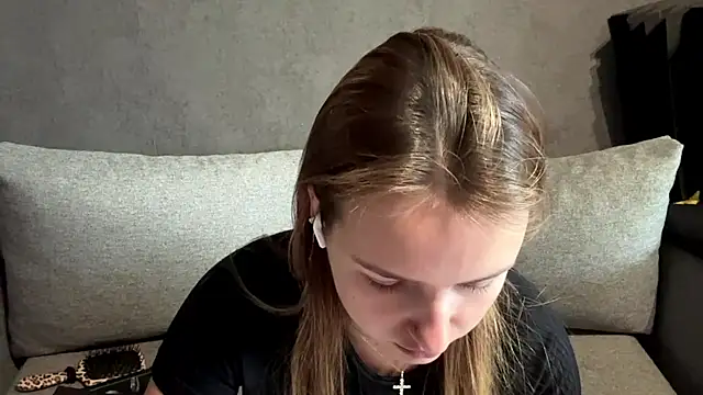 Four_Our – webcam-show