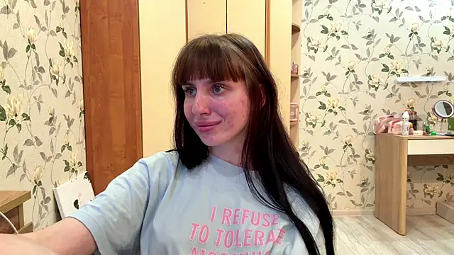 WanettaNeary Adlı Modelin Canlı XXX Sohbeti