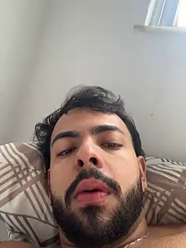 artzin2702 Show in webcam