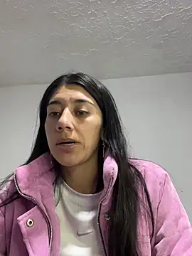 KiraKayLeiigh's Webcam Show