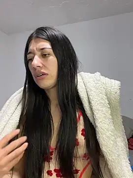 Show de KiraKayLeiigh na webcam