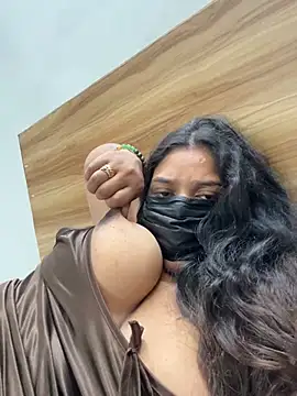 Chat XXX en directo de thikkdesidoll