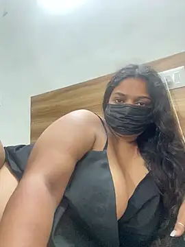 XXX chat uživo modela thikkdesidoll