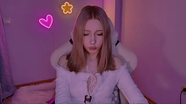 แชท XXX สดของ SashaQuin