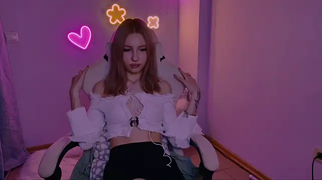 แชท XXX สดของ SashaQuin