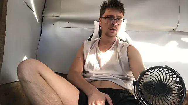 HotGentleman_3003 webcam show
