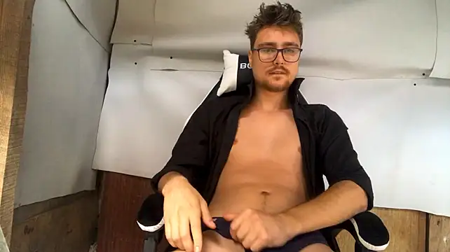 HotGentleman_3003 Webcam-Show