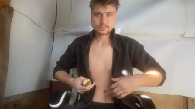 Show modela HotGentleman_3003 na web-kameri