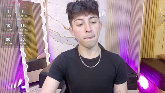Show modela zane_tay na web-kameri