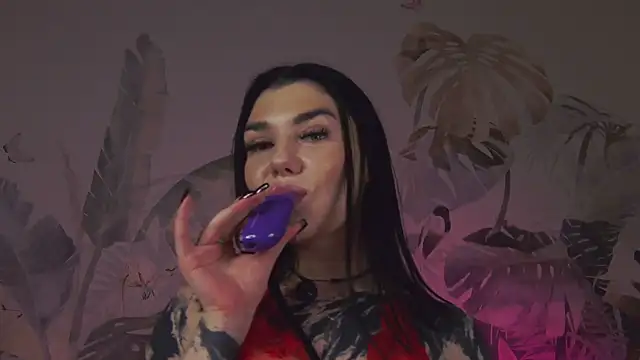 IvyDarkness webcam show