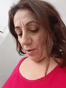 esineee Chat XXX in diretta