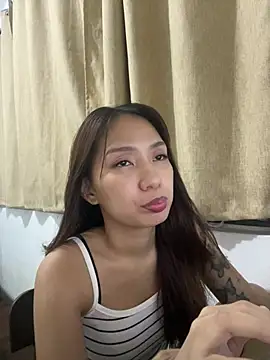 NabiRyu Pertunjukan Webcam
