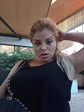 AndreeeaxXx Webcam show