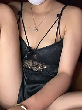 Bemi3_sexyy Show Webcam