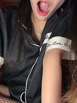 Bemi3_sexyy 网络视讯表演